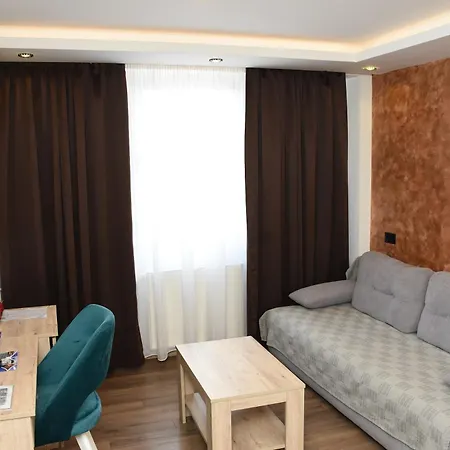 Gasthuis Srbija Tis 2*